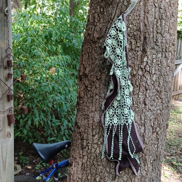 Taleen scarf. - Picture 5 of 5